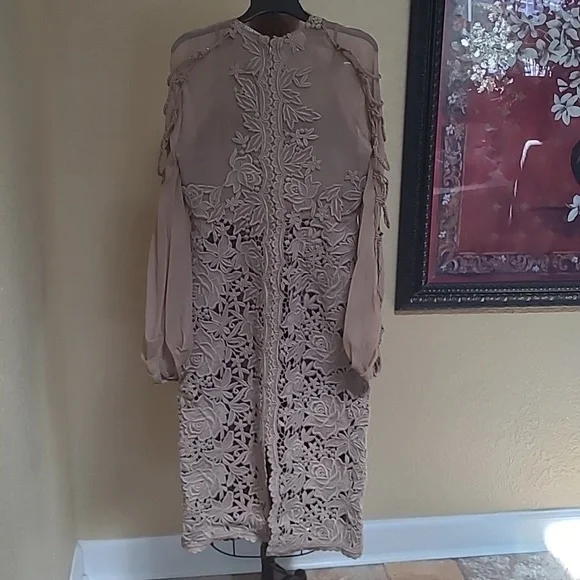 WOMENS ELIE TAHARI EMBROIDERED DRESS SIZE 2 - coffeafoods.com